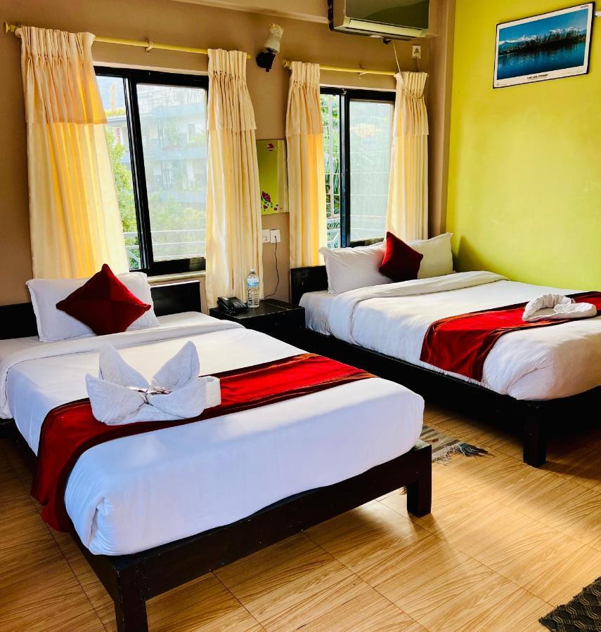 Hotel Donosti Pokhara Exterior photo